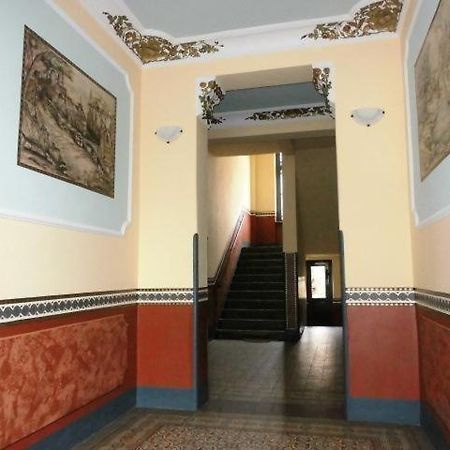 Sehr-Schoene-4-Raum-Maisonette-Fewo-Mit-110Qm-Balkon-Zentral-Preiswert-T7 Дрезден Екстер'єр фото