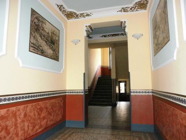 Sehr-Schoene-4-Raum-Maisonette-Fewo-Mit-110Qm-Balkon-Zentral-Preiswert-T7 Дрезден Екстер'єр фото